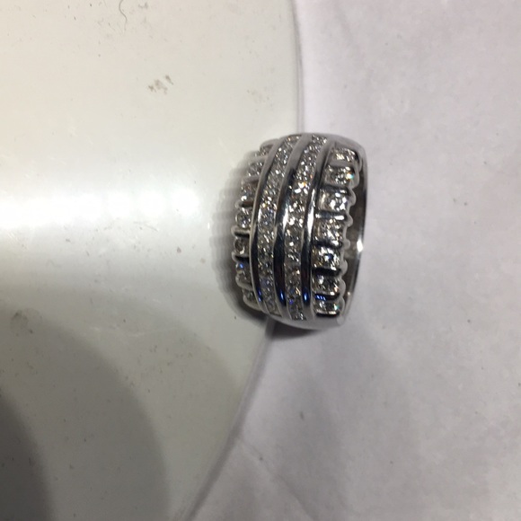 NEW 18K white gold diamonds wedding ring - Picture 8 of 8